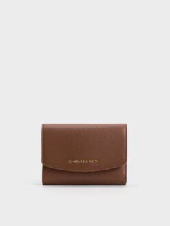 Ví dáng ngắn nắp gập Curved Front Flap - Chocolate